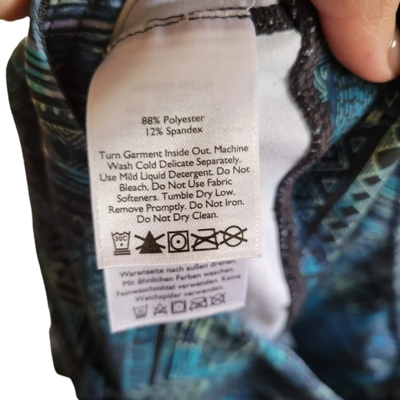 Eddie Bauer Cropped Aztec Pattern Leggings Size M - Picture 5 of 5